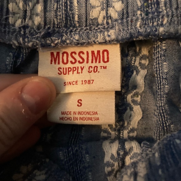 Mossimo shorts - Picture 3 of 3